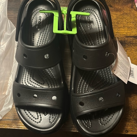 Crocs Mega Crush Sandals M9/W11 BRAND NEW - Picture 1 of 5